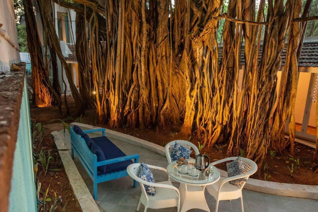 White Banyan Beach Villa, Candolim By The Acacia Villas エクステリア 写真