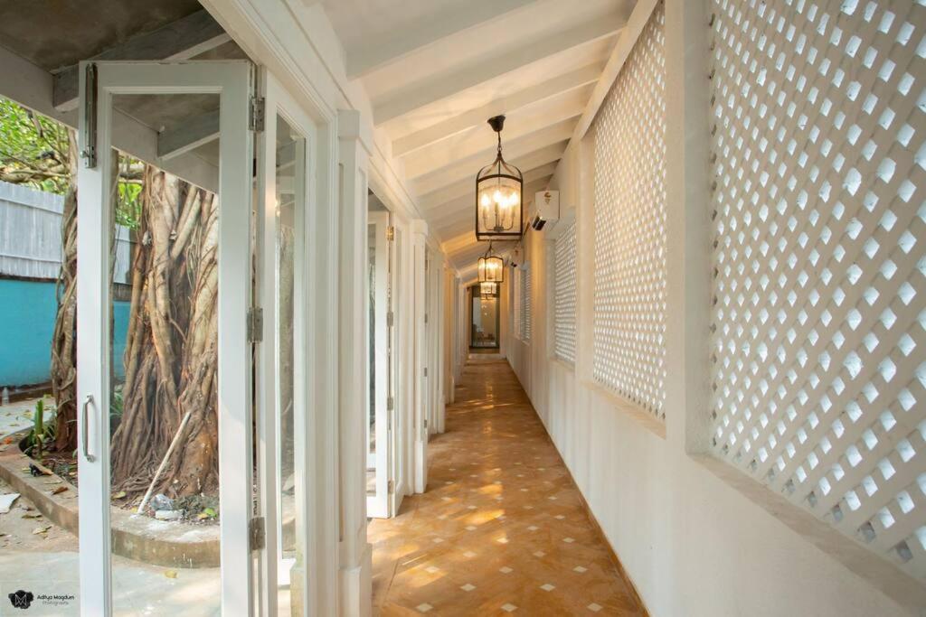 White Banyan Beach Villa, Candolim By The Acacia Villas エクステリア 写真
